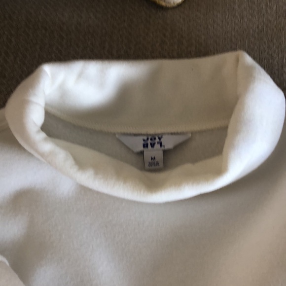 Joylab white oversized sweater with gold zip sides. - Picture 3 of 4